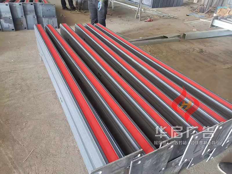 21-1-18 湖北江夏型材候車亭4.jpg